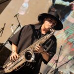 18536382583065487_resonante_radio