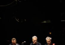 Cuarenta años de nostalgia: Hombres G reventó el Auditorio Telmex