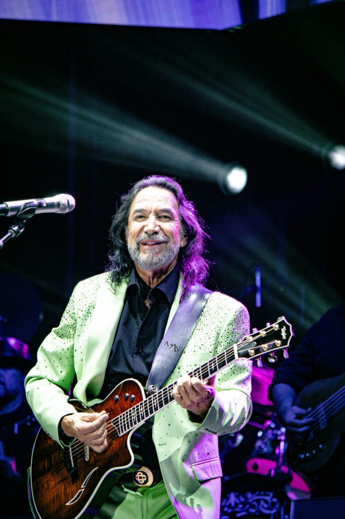 Miles de voces unidas en “Si no te hubieras ido”